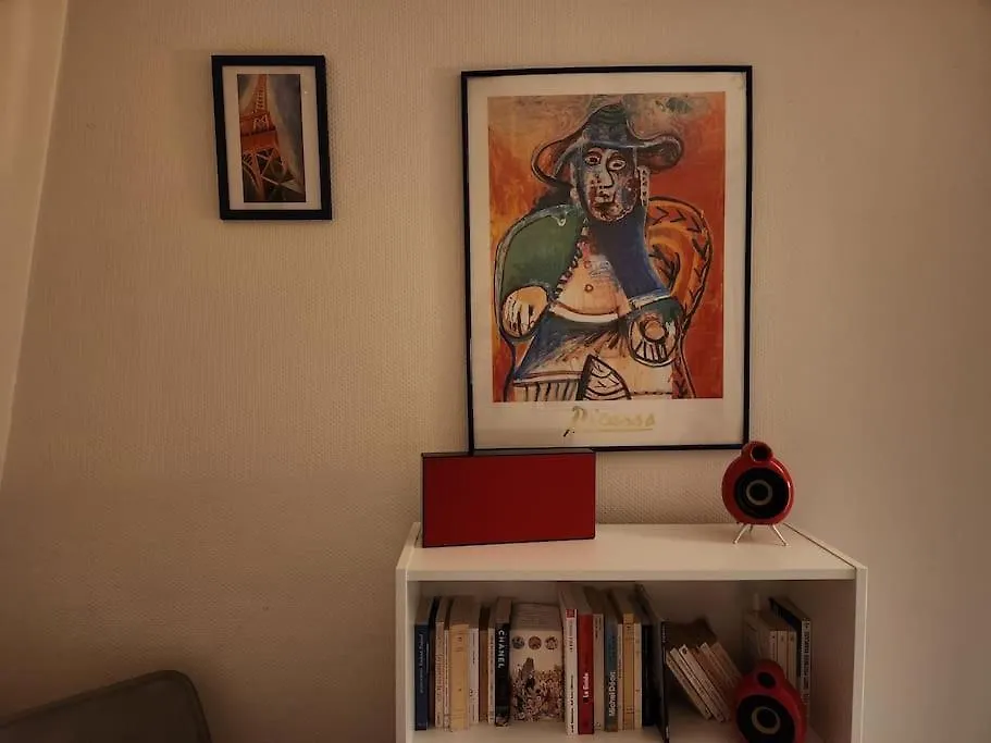 Joli Boheme Sous Les Toits De